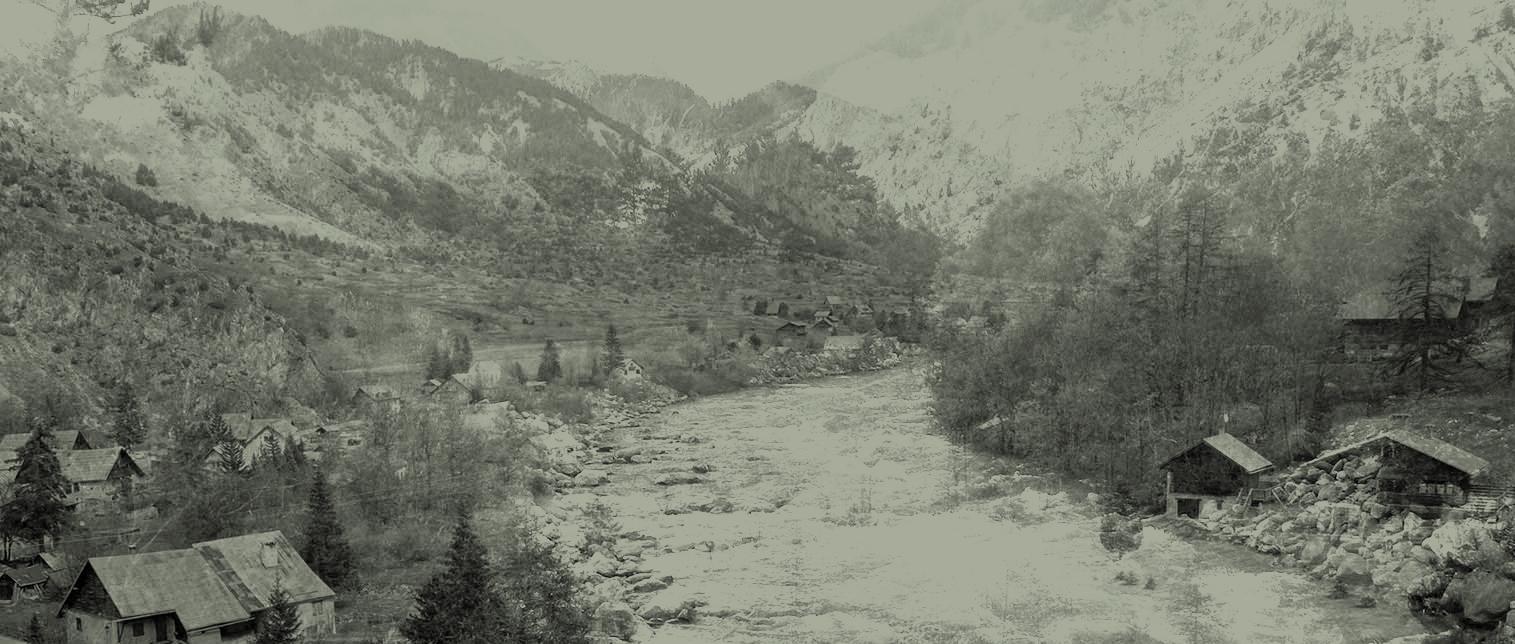 P24-ELLE REGARDAIT-ima1