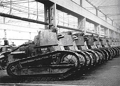 JNPgi-13- REPRENIONS NOTRE PLACE-image capitalisme char combat